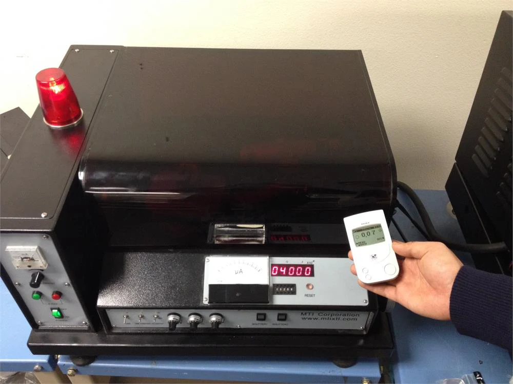 Portable High Accuracy Digital Geiger Counter / Dosimeter - RD-15-LD - Image 2